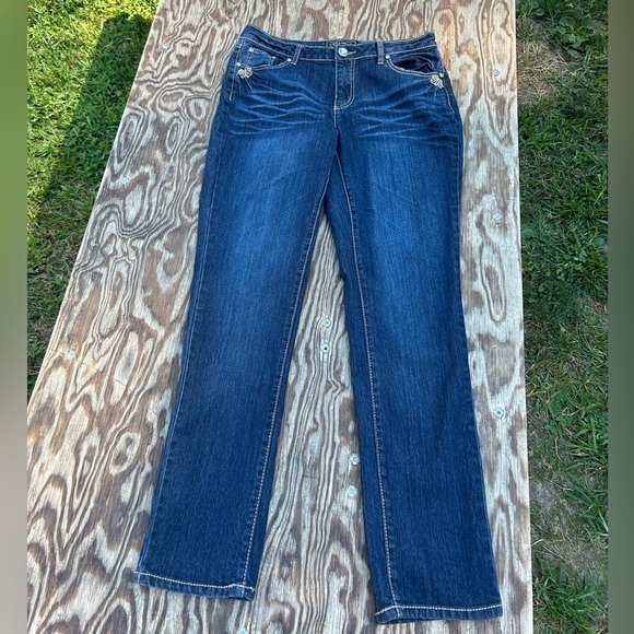Cato premium Contemporary pants Skinny Leg Jeans size 12 rhinestones embroidered - Picture 1 of 9